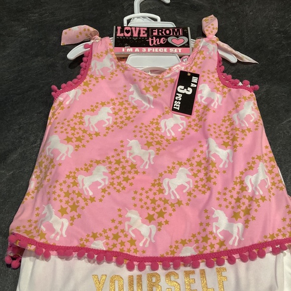 Girls pink white unicorn 3 piece set of t-shirt, Tank and shorts size 3T - NWT - Picture 3 of 9